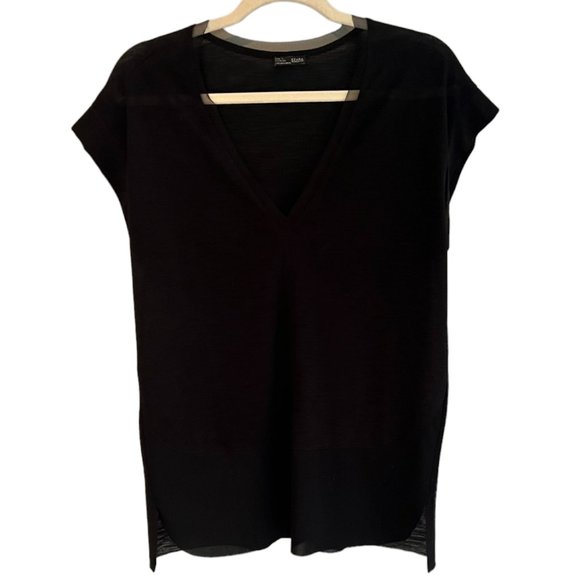 Women's Zara Collection Black Viscose Deep V-Neck Cap Sleeve Top Size 5 - Picture 2 of 5